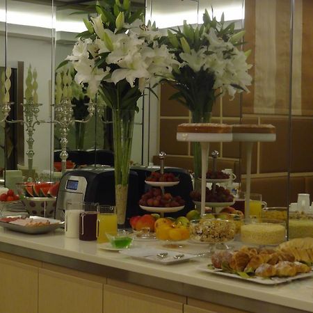 Augustana House And Suites Рим Экстерьер фото