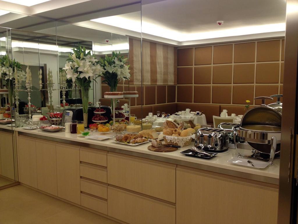 Augustana House And Suites Рим Экстерьер фото