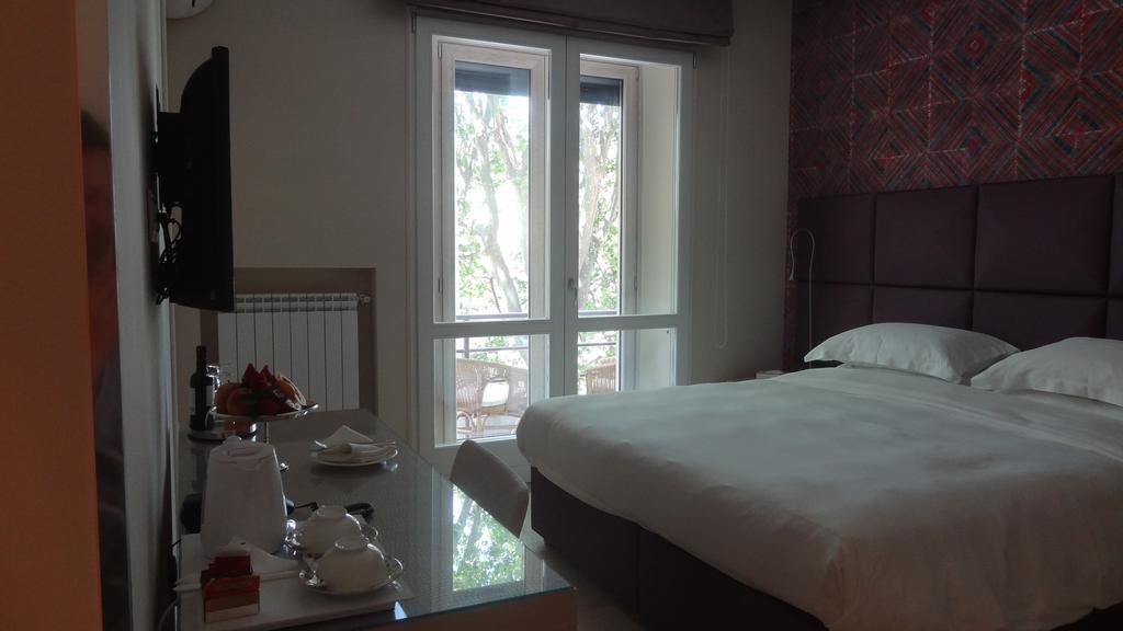 Augustana House And Suites Рим Экстерьер фото