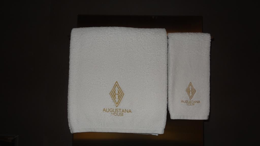 Augustana House And Suites Рим Экстерьер фото