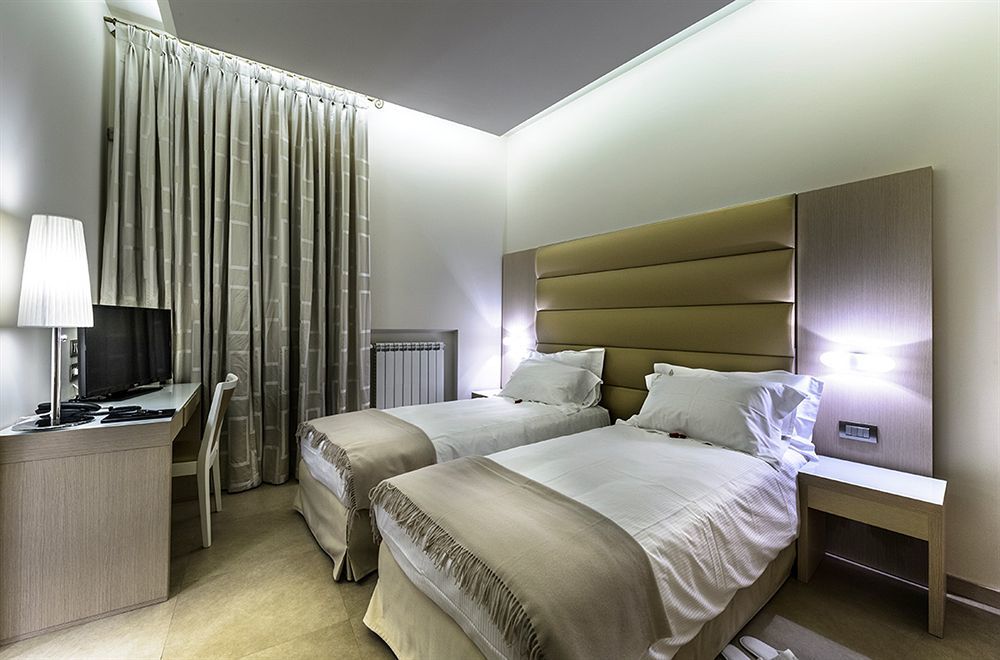 Augustana House And Suites Рим Экстерьер фото